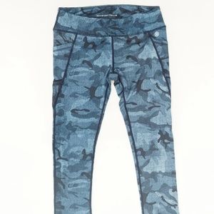 NWT Max Studio Cellphone pocket Leggings